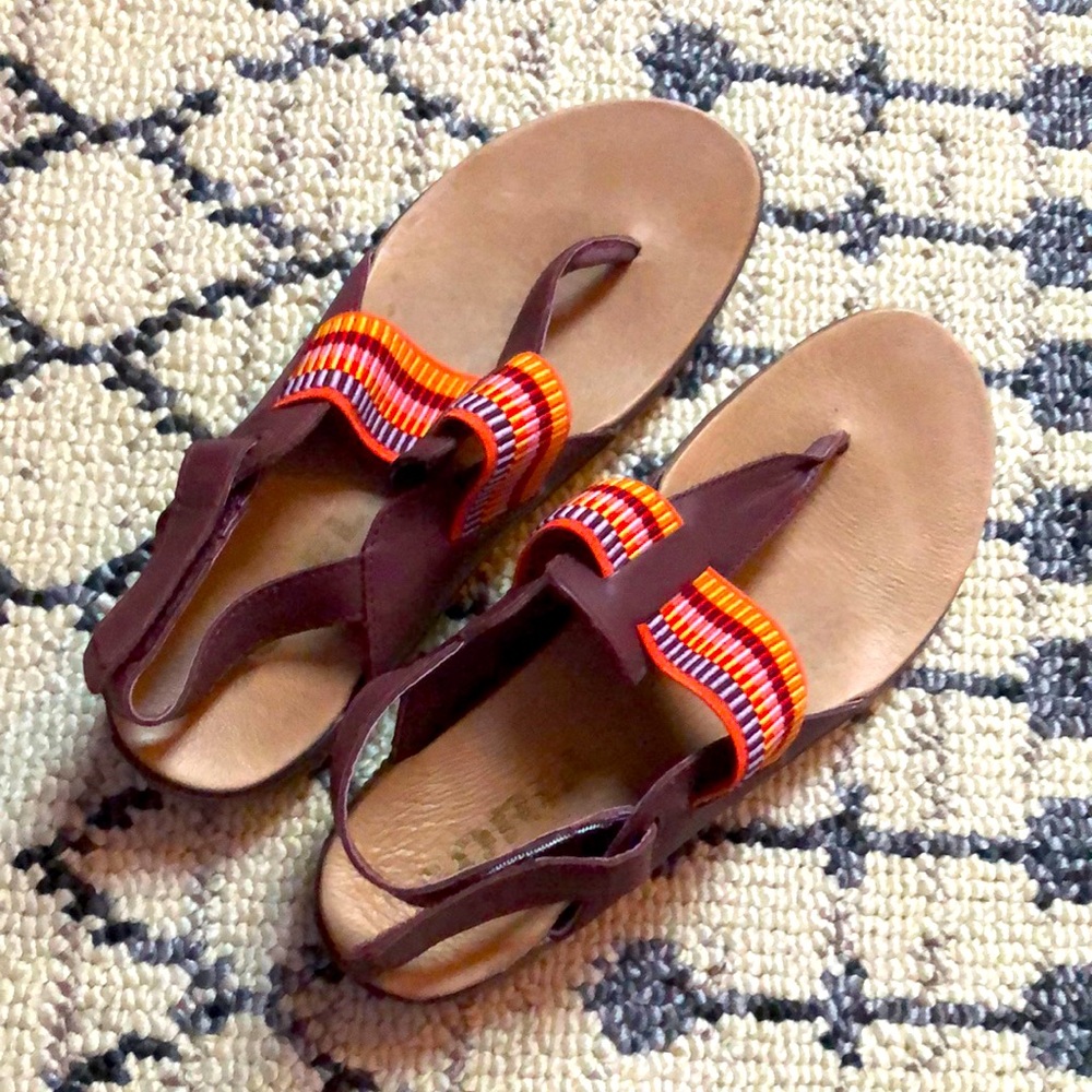Sorel thong sandals
